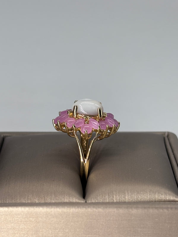 14k Yellow Gold Ring With Pink Quartz and Mother Of Pearl